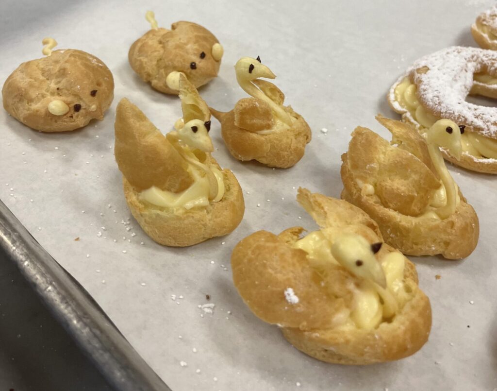 Pâte à choux Swans filled with Pastry Cream.